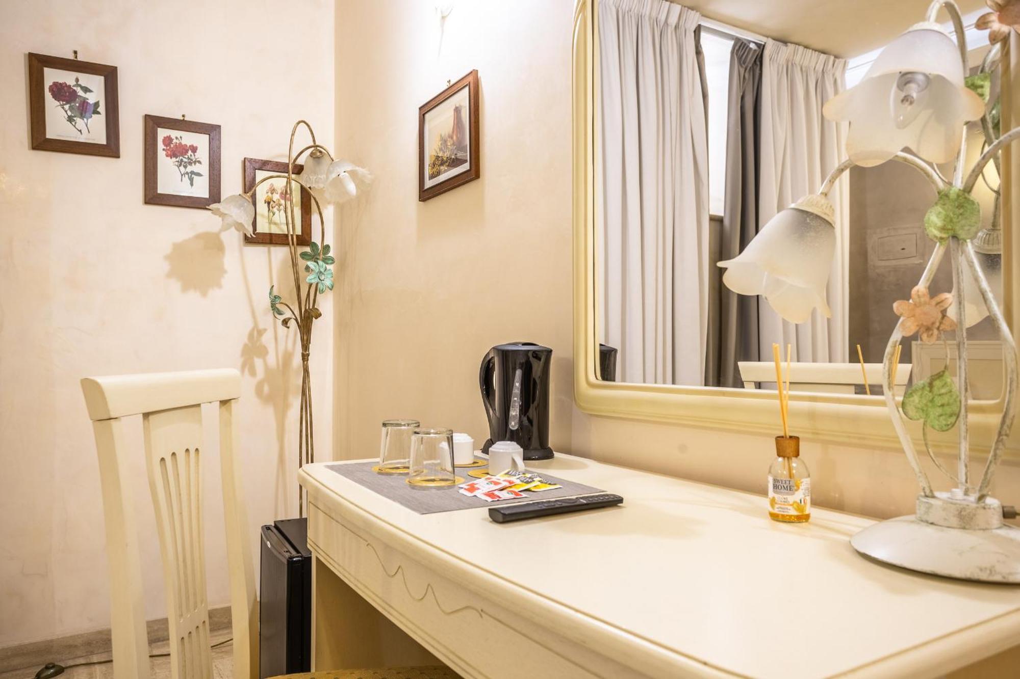 Hotel Opera Theater Relais Rzym Zewnętrze zdjęcie